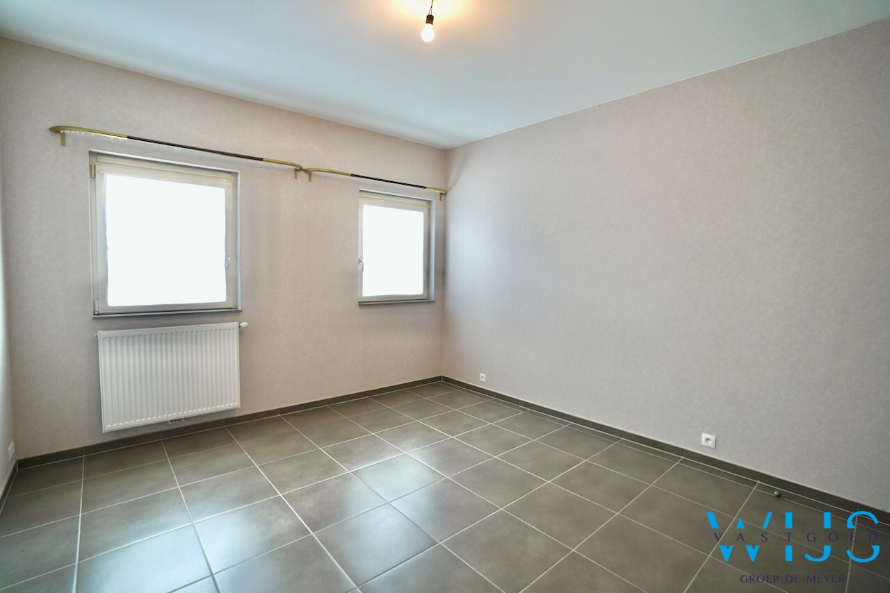 Gelijkvloersappartement met tuin en staanplaats te Ertvelde ! 