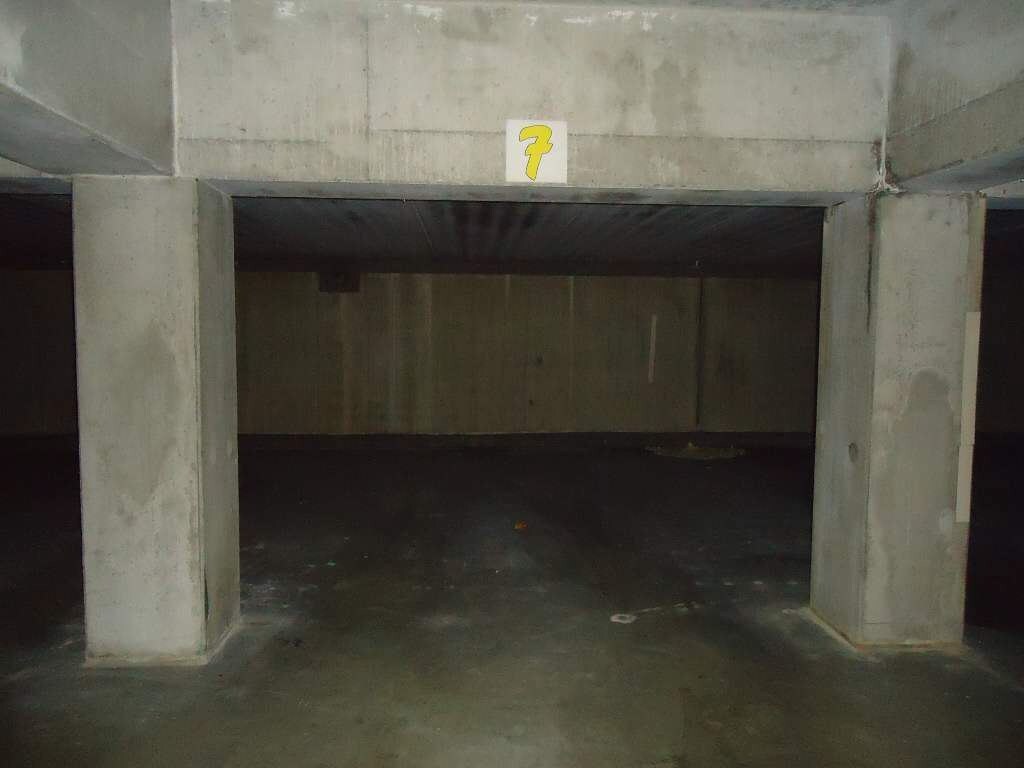 Ruim appartement met terras en garage 