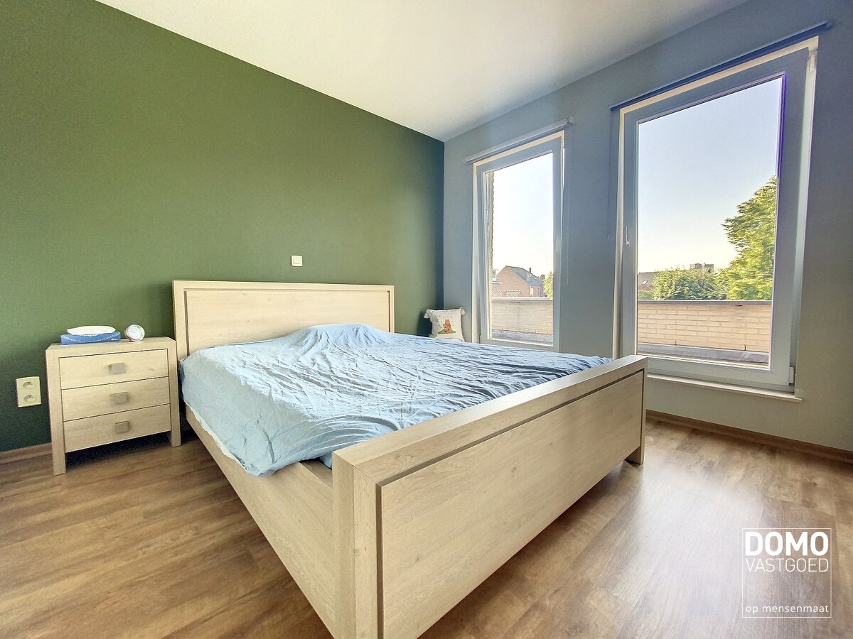 Ruime woning met tuin, garage en 3 slaapkamers vlakbij centrum Hasselt 