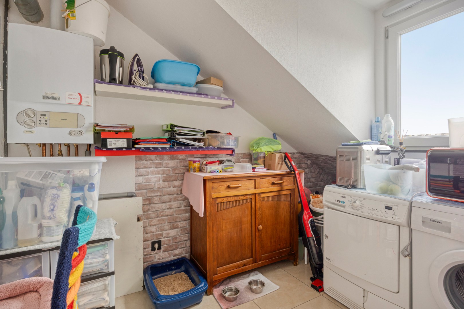 Instapklaar duplex appartement met 2 slpk. in het centrum van Sint-Jozef-Olen 