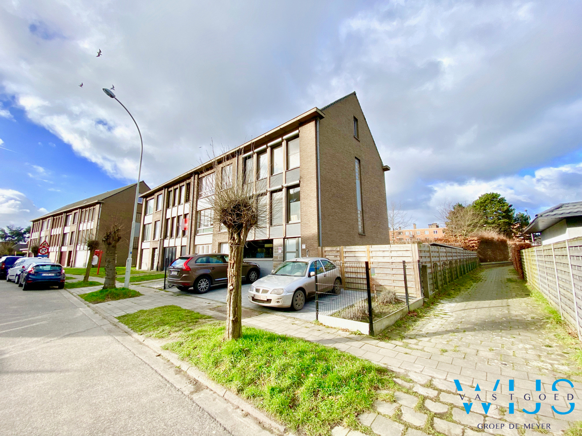 Instapklare bel-étage in HOB te Zelzate ! 