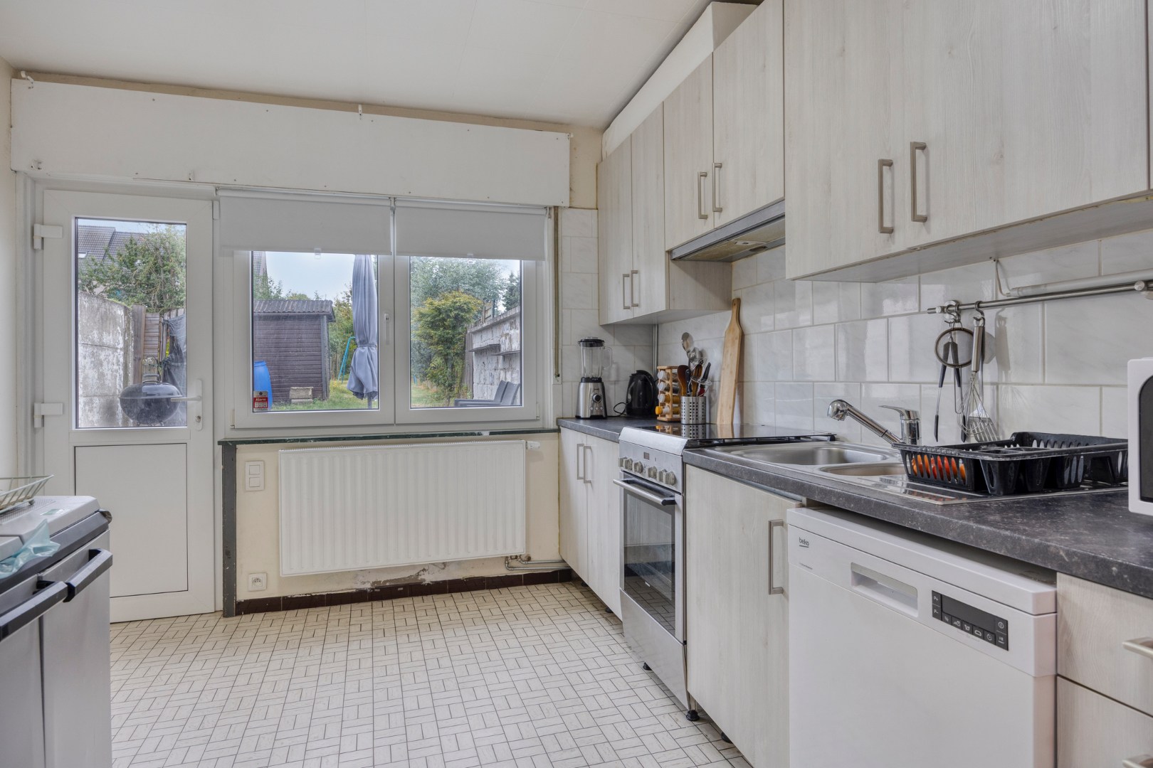 Instapklare woning met 4 slpk en ruime tuin 