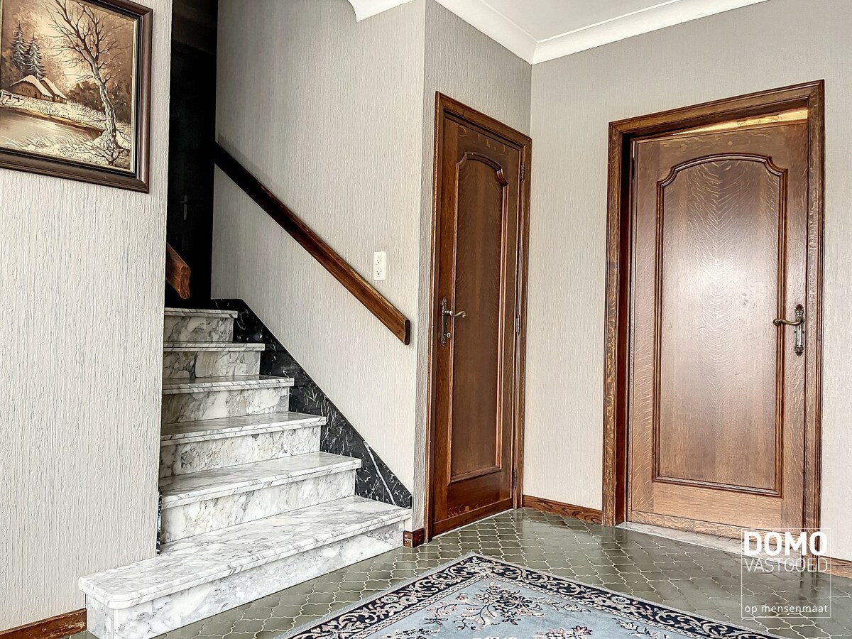 Ruime woning met tuin, inpandige garage en 4 slaapkamers in Linkhout. 