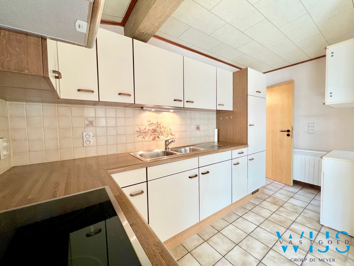 Enorm goed gelegen bungalow op 668 m² te Ertvelde ! 