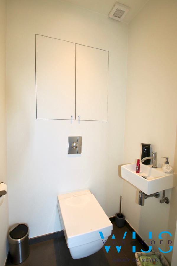 Instapklaar en gezellig woonhuis met 2 slaapkamers en tuin ! 