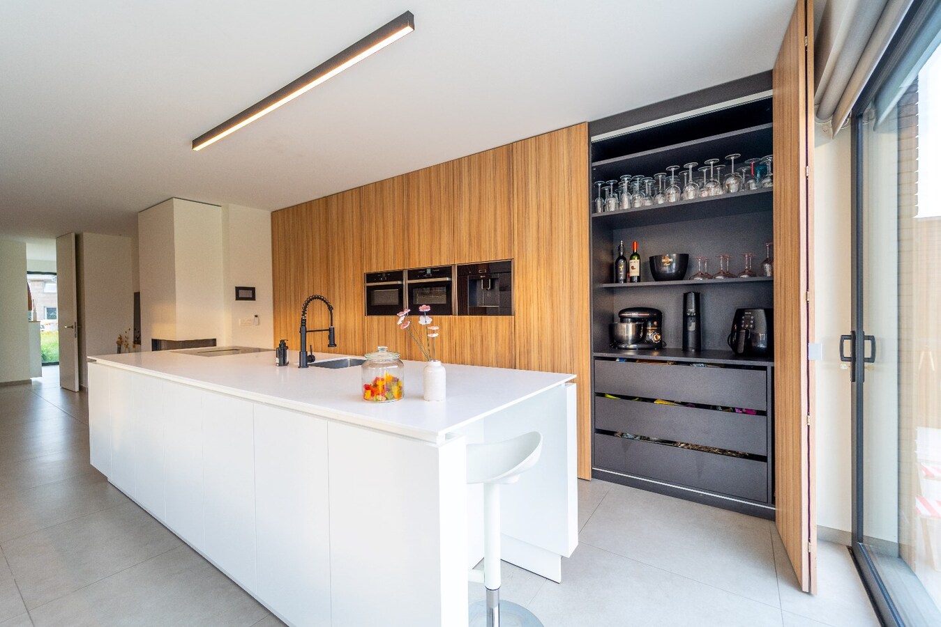 Prachtige villa met tuin, terras &amp; garage in Hasselt - 3 slaapkamers, bouwjaar 2019. 