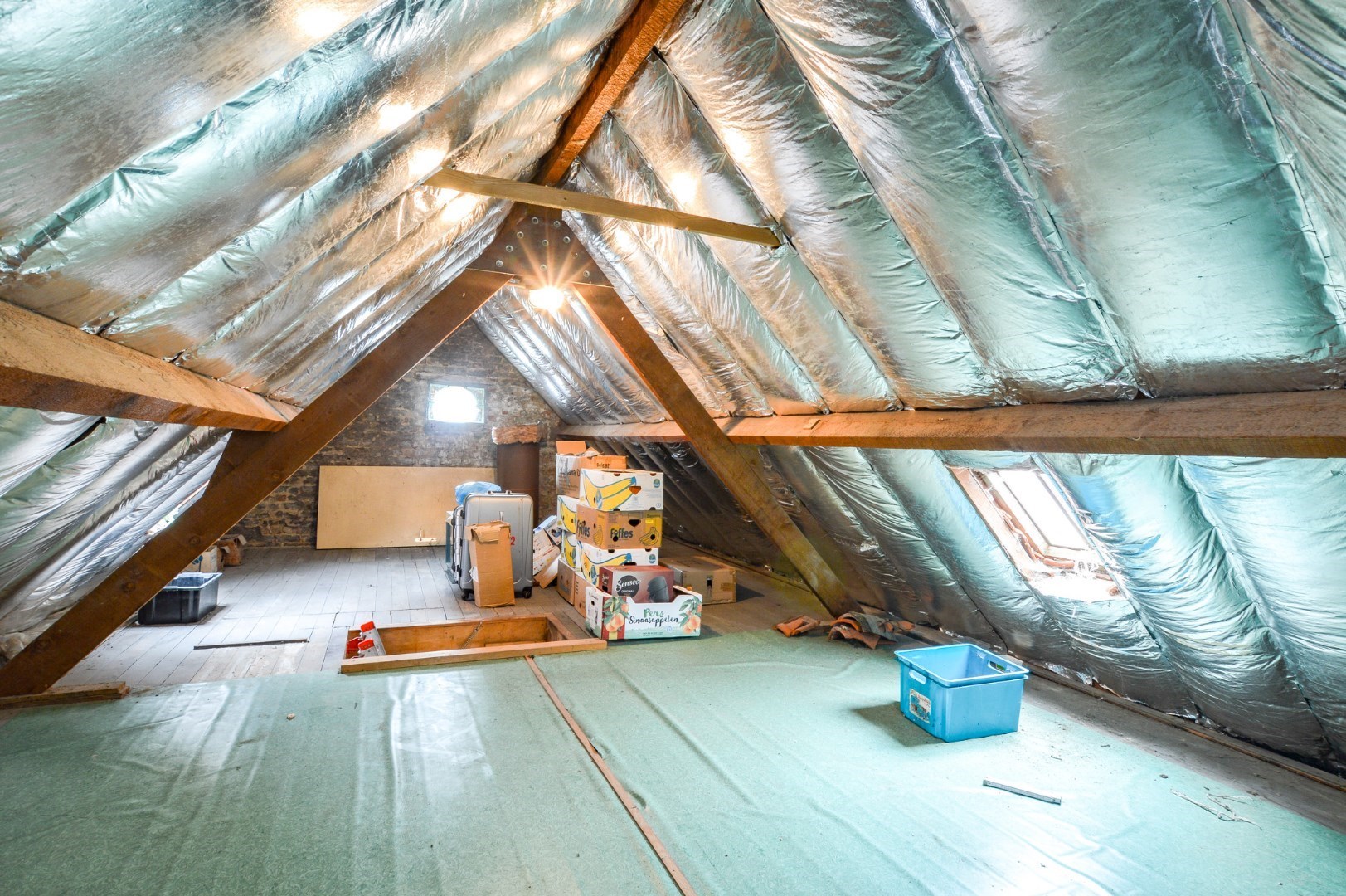 Te renoveren woning in centrum Eernegem 