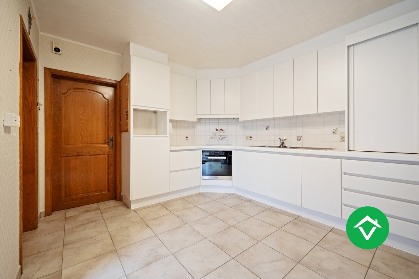 Instapklare woning met 4 slaapkamers en garage te Ichtegem 