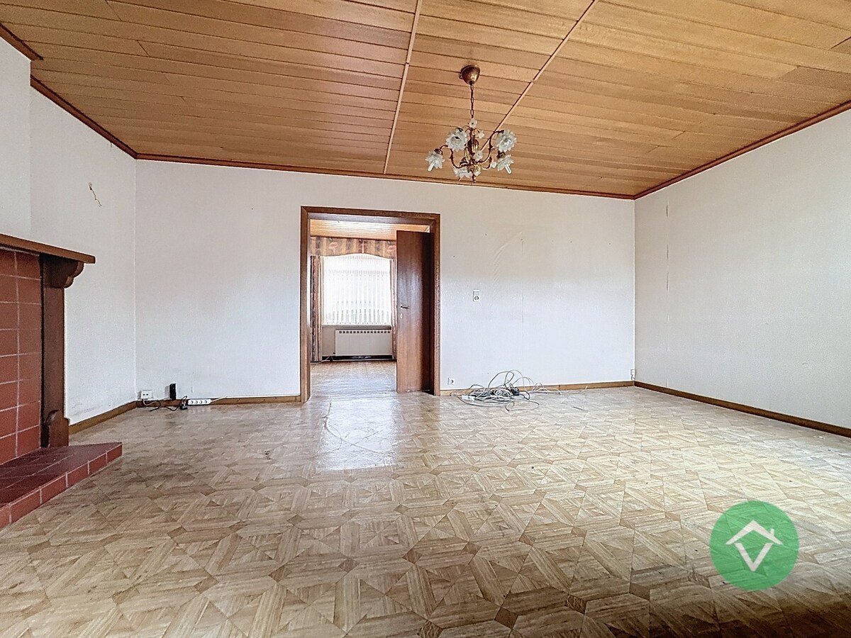 Woning met kleine loods te Gistel 