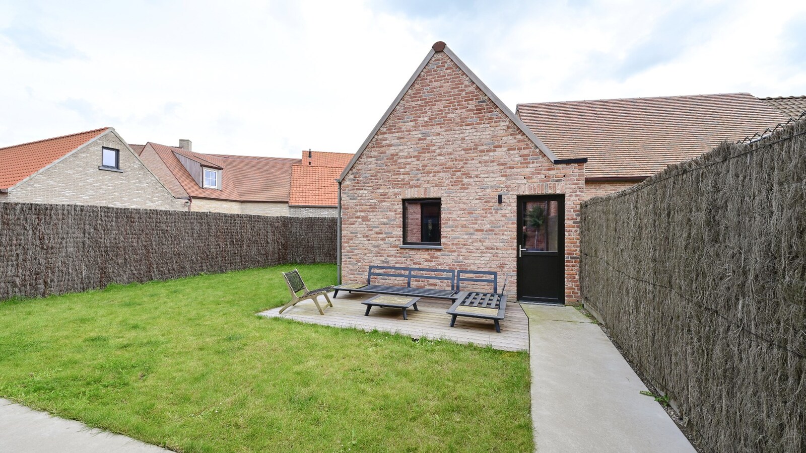 Recent gebouwde en ruime gezinswoning in een kindvriendelijke wijk 