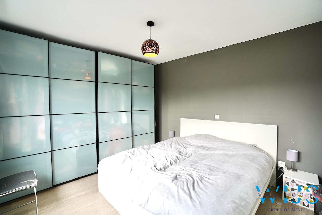 Tof woonhuis in gegeerde woonwijk te Lembeke ! 