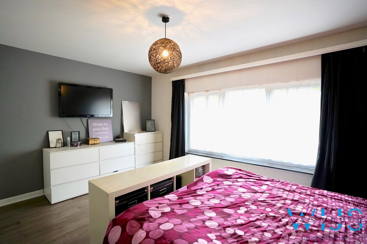 Toffe gezinswoning met garage in het CENTRUM VAN ERTVELDE ! 