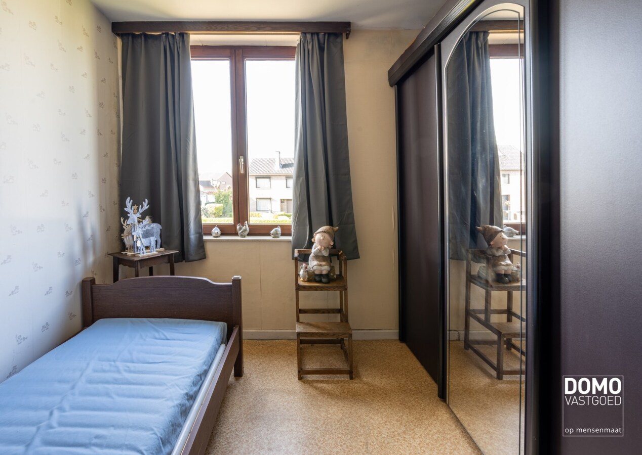 RUSTIG GELEGEN HALFOPEN BEBOUWING MET 4 SLAAPKAMERS EN EXTRA STUDIO OP EEN PERCEEL VAN 11A 45CA TE DIEPENBEEK 