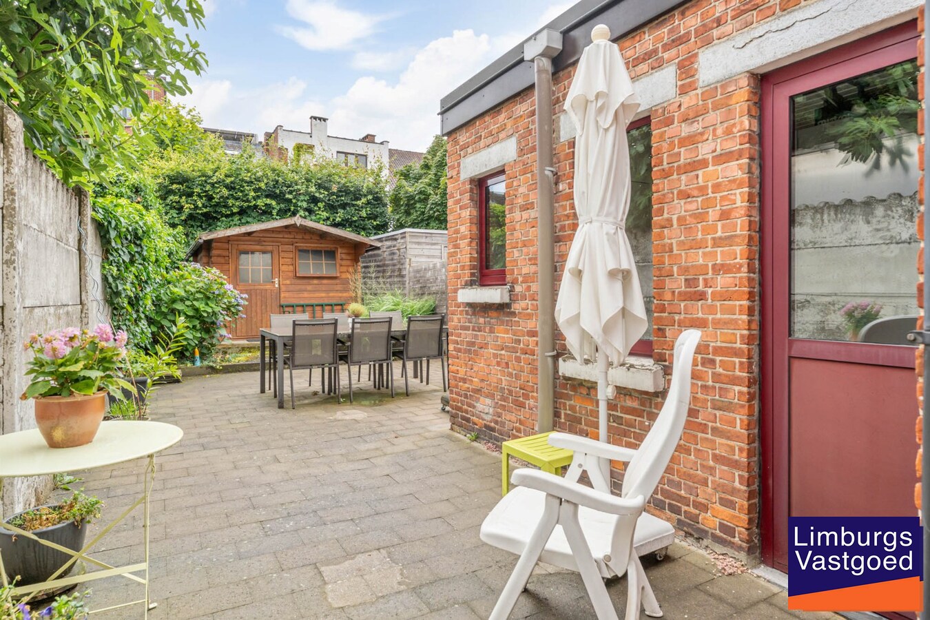 Instapklare stadswoning, 2(3) slpk, met zuidgerichte tuin 