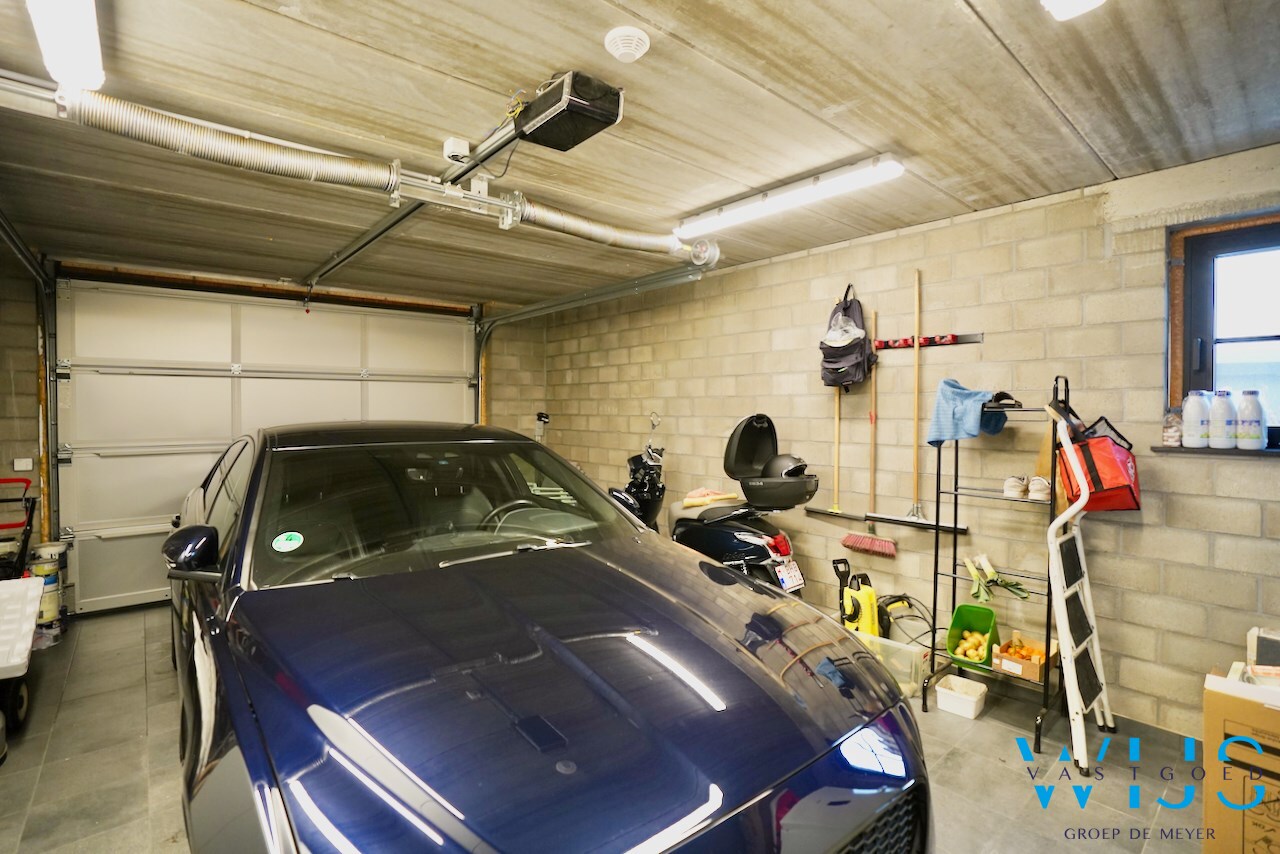 Waanzinnig mooie pastorijwoning te Assenede ! 