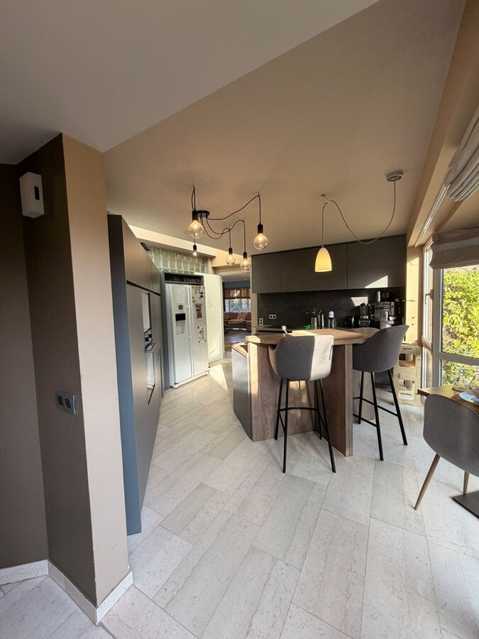 Instapklaar landhuis met bewezen B&amp;B, wellness, dierenfaciliteiten en uitzonderlijk privacy wonen en ondernemen in Maasmechelen. 