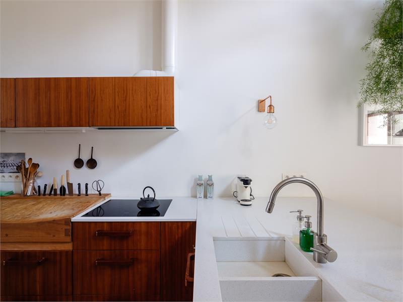 Uitzonderlijk klassevol herenhuis met handelspand in het hart van het historisch centrum 