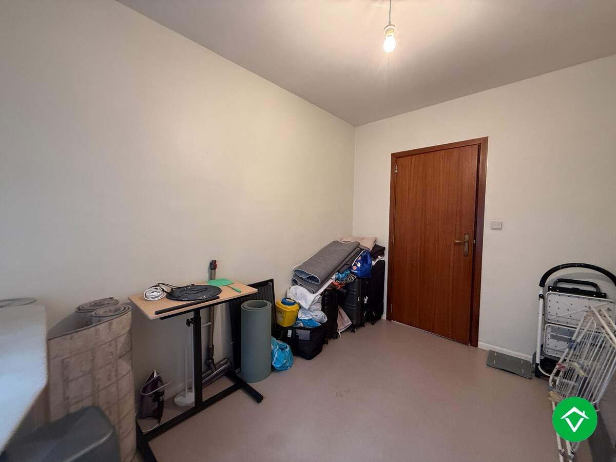 Drie-slaapkamerappartement met terras in rustige residentie centrum Roeselare 