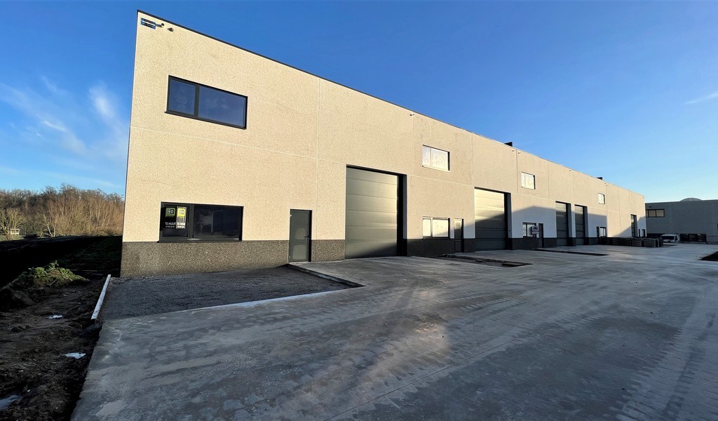 Nieuwbouw KMO-unit in Reeke Park te Eke