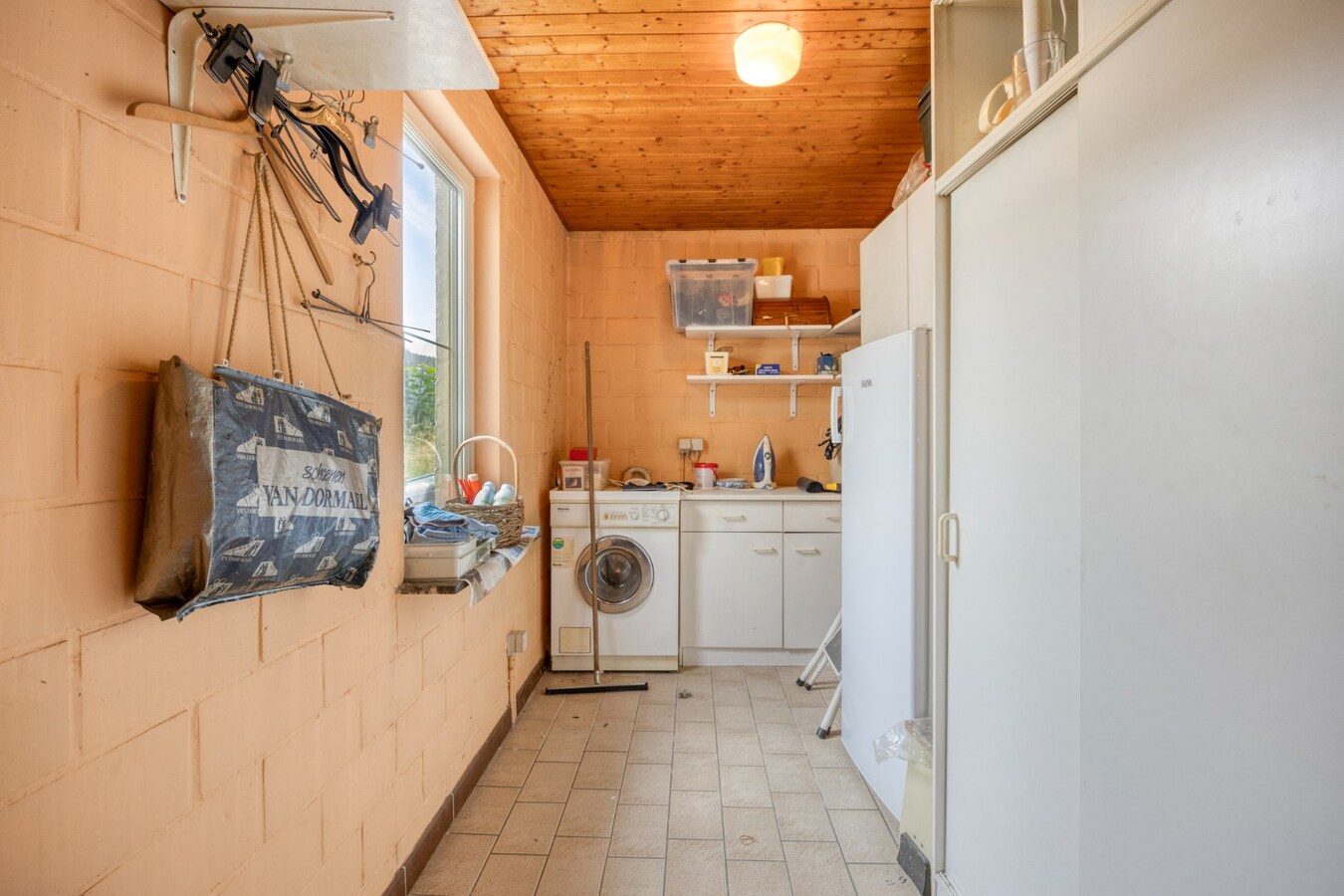 Prachtige authentieke woning met 3 slaapkamers te Landen 