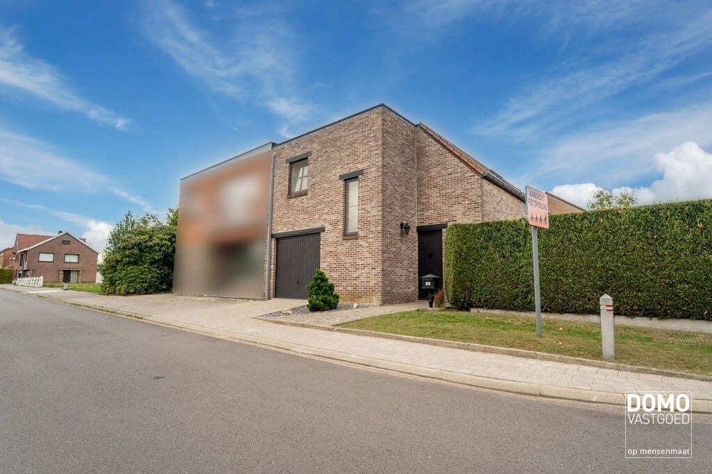 Half open bebouwing te Tuilt 