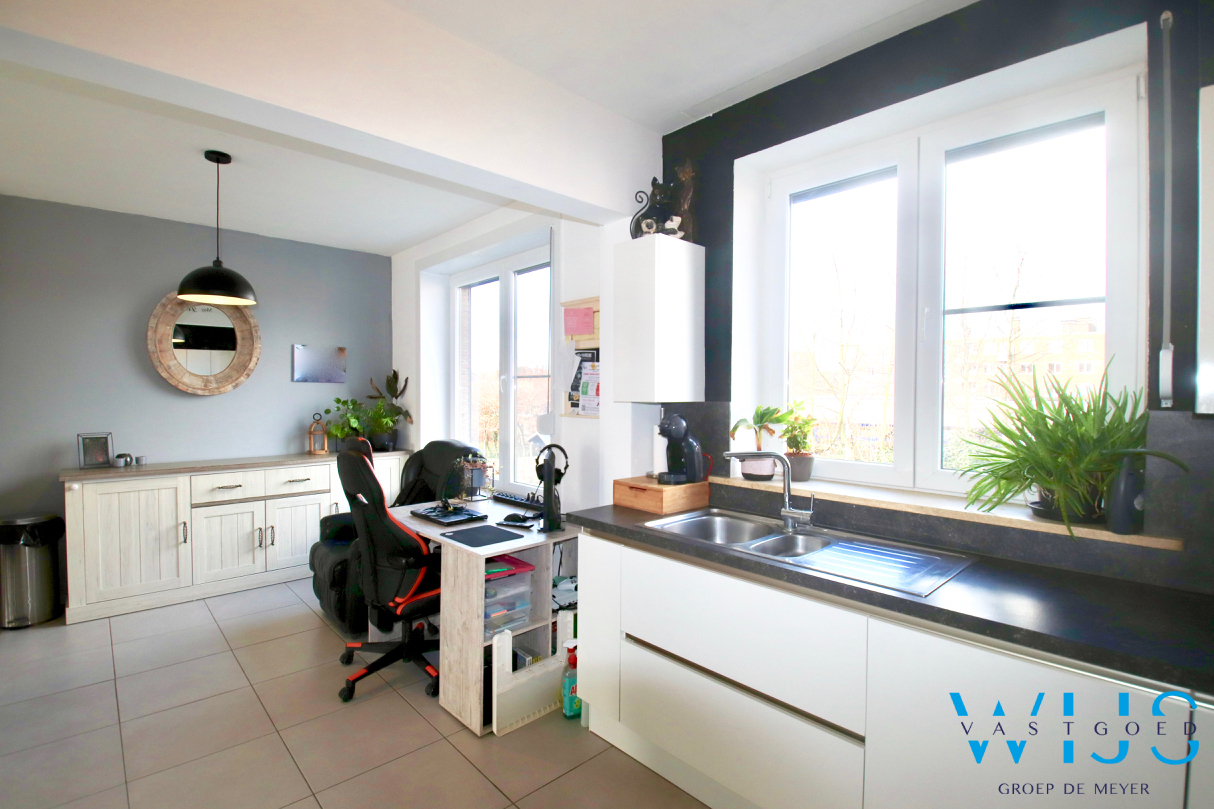 Instapklare bel-étage in HOB te Zelzate ! 