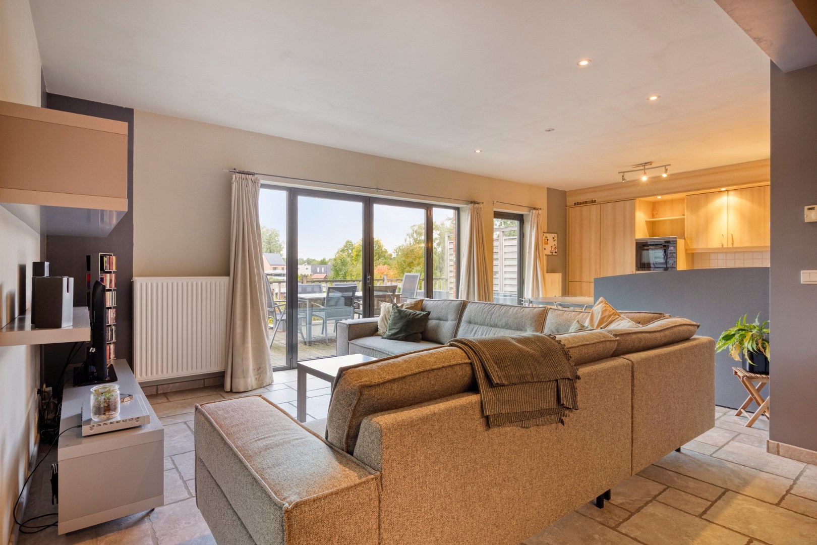 Instapklaar appartement met 3 slpk. in centrum Olmen! 