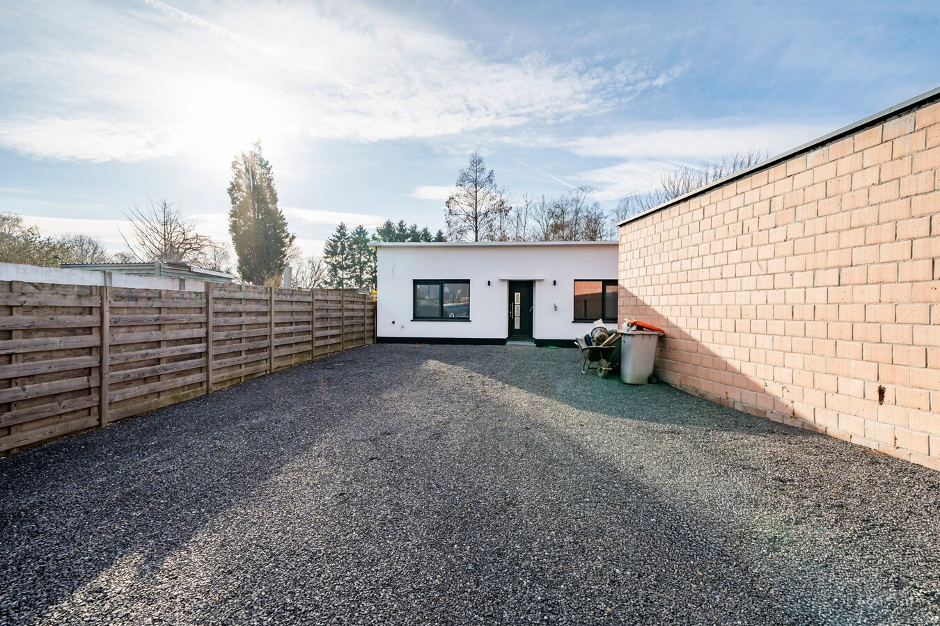 Gerenoveerde bungalow in pittoresk Uikhoven (Maasmechelen). 