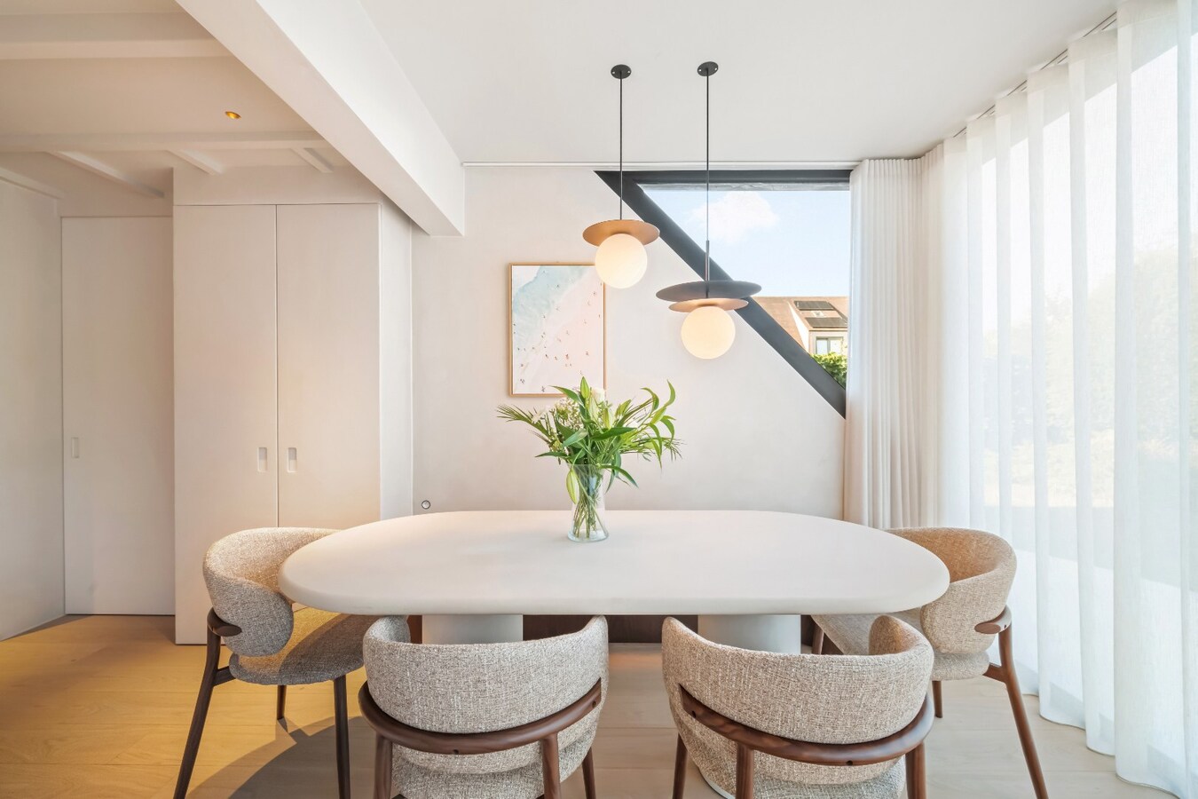 Exclusief gerenoveerde villa in een rustige doodlopende straat nabij het centrum van Knokke 