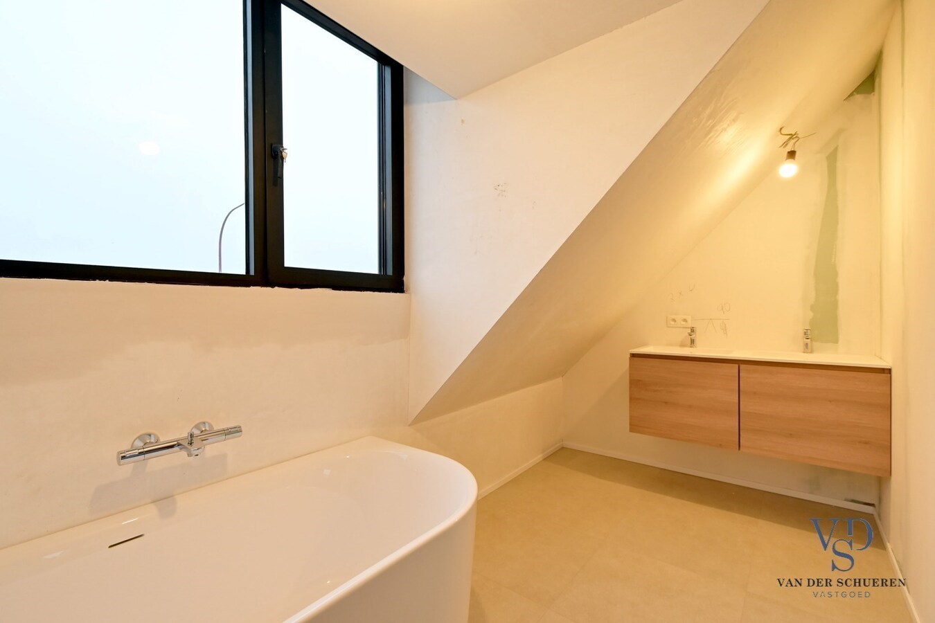 INVESTERINGSOPPORTUNITEIT ! 