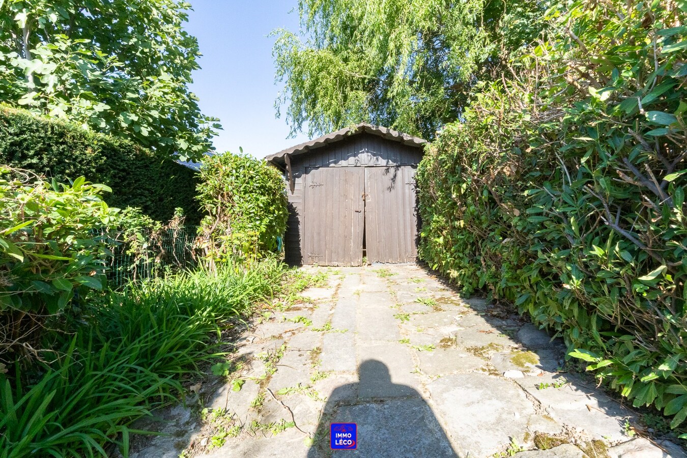 Villa "Semi Plain-Pied" érigée sur une parcelle de 669m², 2 garages, parking privé ! 