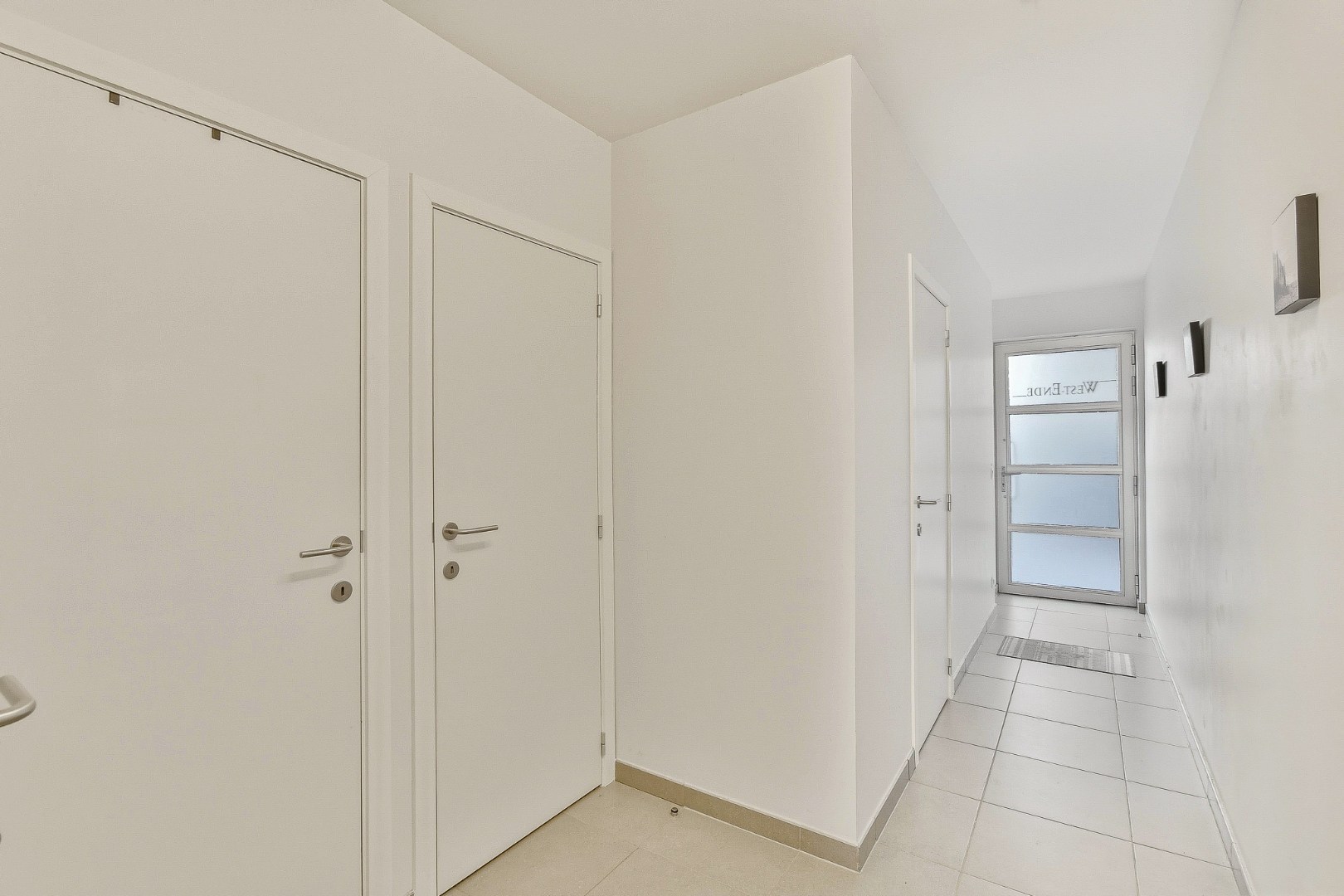 Instapklaar gelijkvloers appartement met zonnig terras 