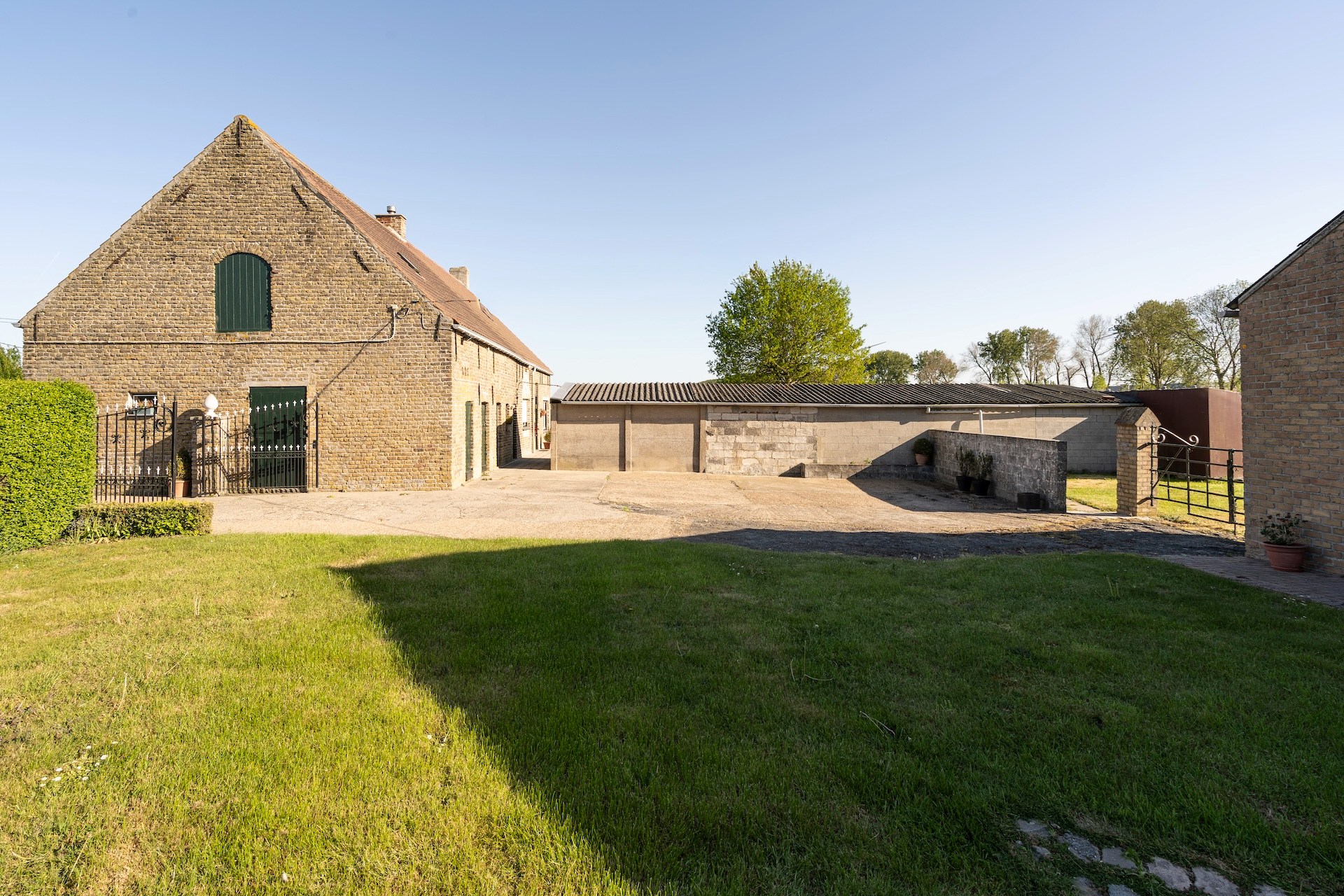 Karakterhoeve te renoveren tussen Knokke en Brugge 