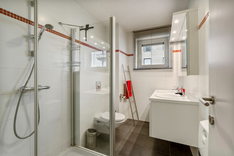 « Appartement de vacances spacieux avec 3 chambres à coucher - SVZ318 