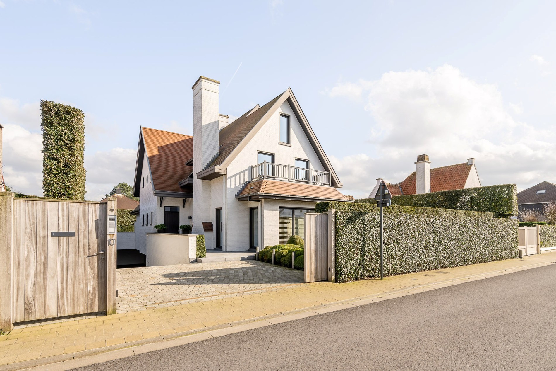 Belle villa prête à emménager située dans une rue adjacente à la Magere Schorre 