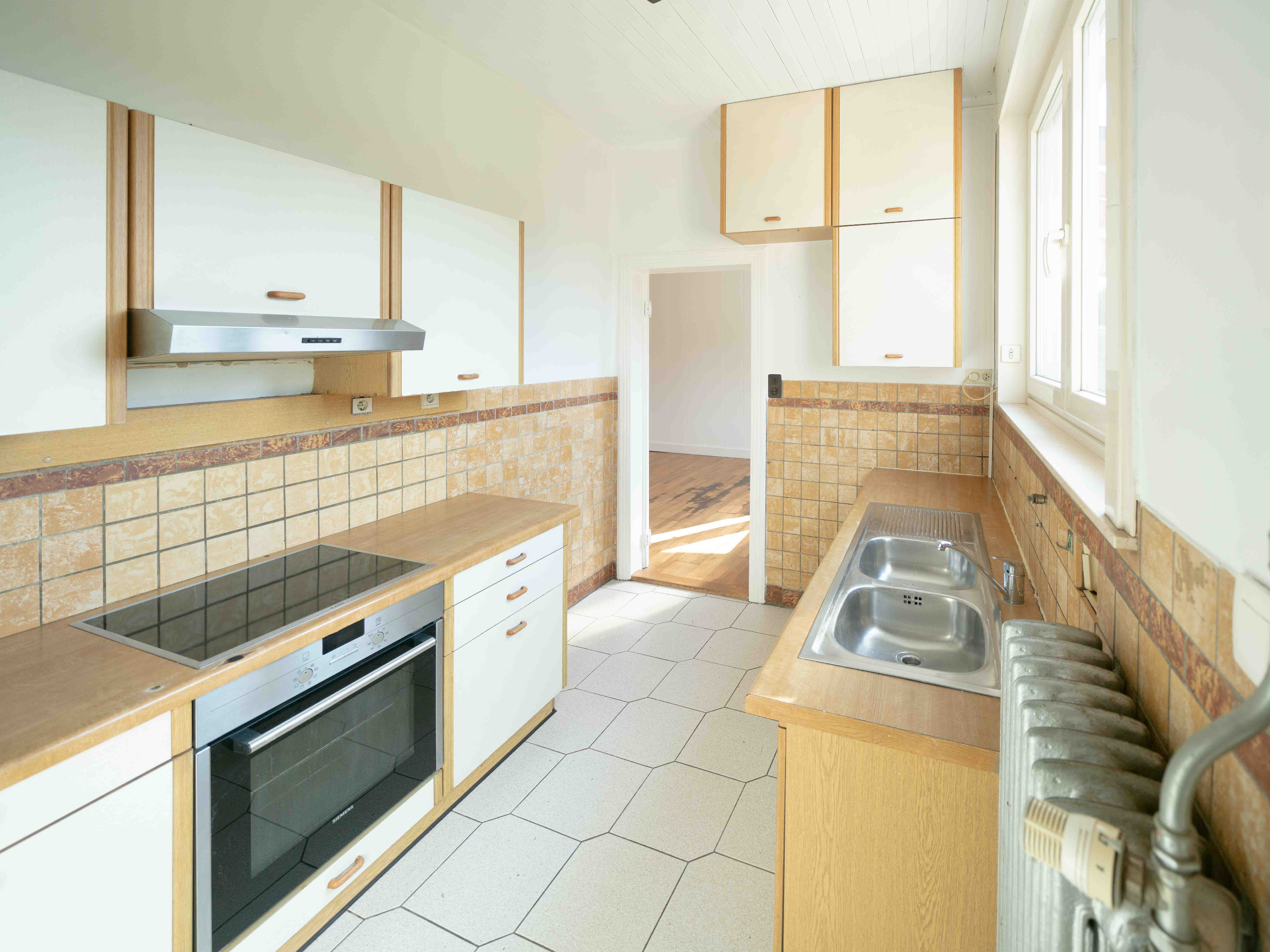 4-gevelwoning met prachtige tuin nabij alle faciliteiten 