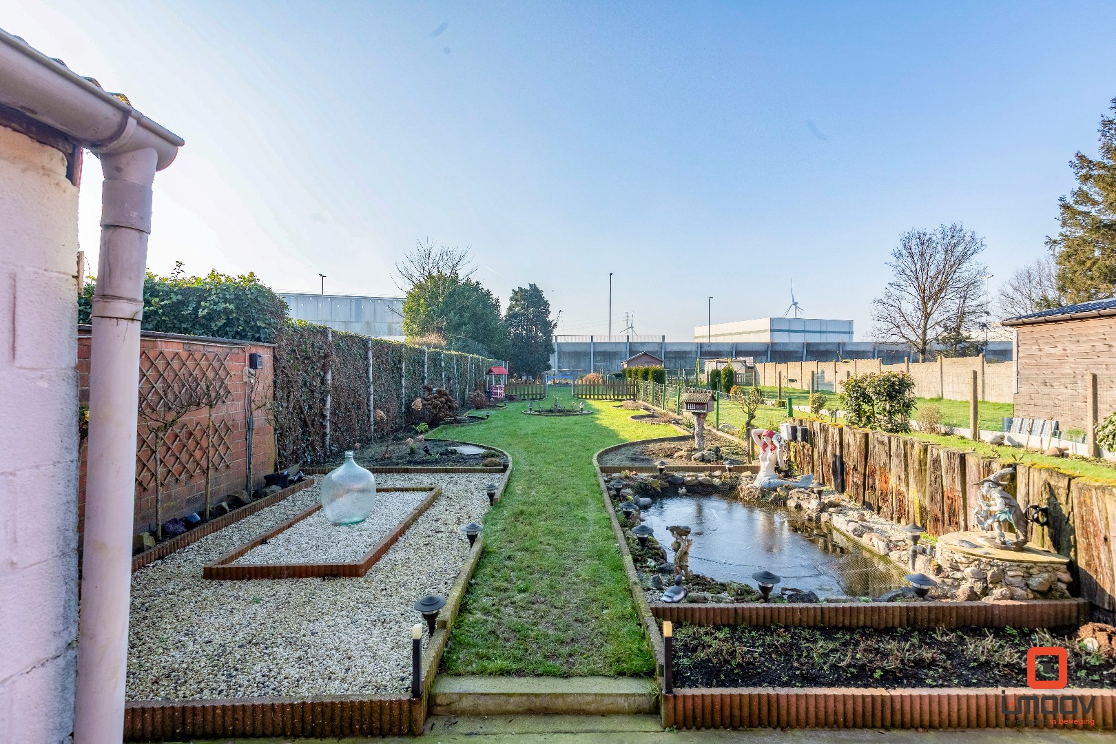 Ruime gezinswoning met grote tuin en ideale bereikbaarheid 