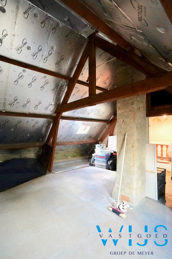 Toffe gezinswoning met garage in het CENTRUM VAN ERTVELDE ! 