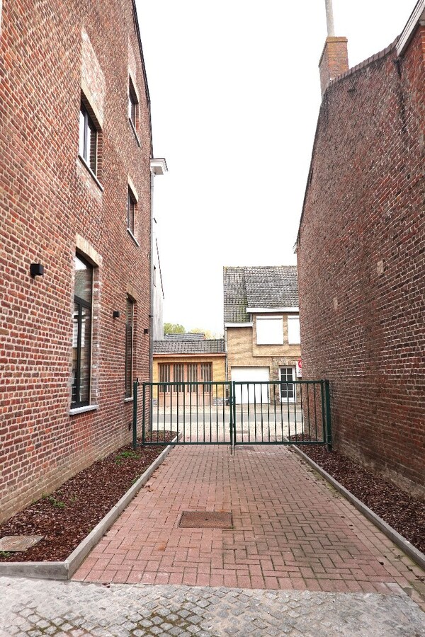 Prachtig 3-slaapkamerappartement met staanplaats in het voormalige gemeentehuis van Vleteren 