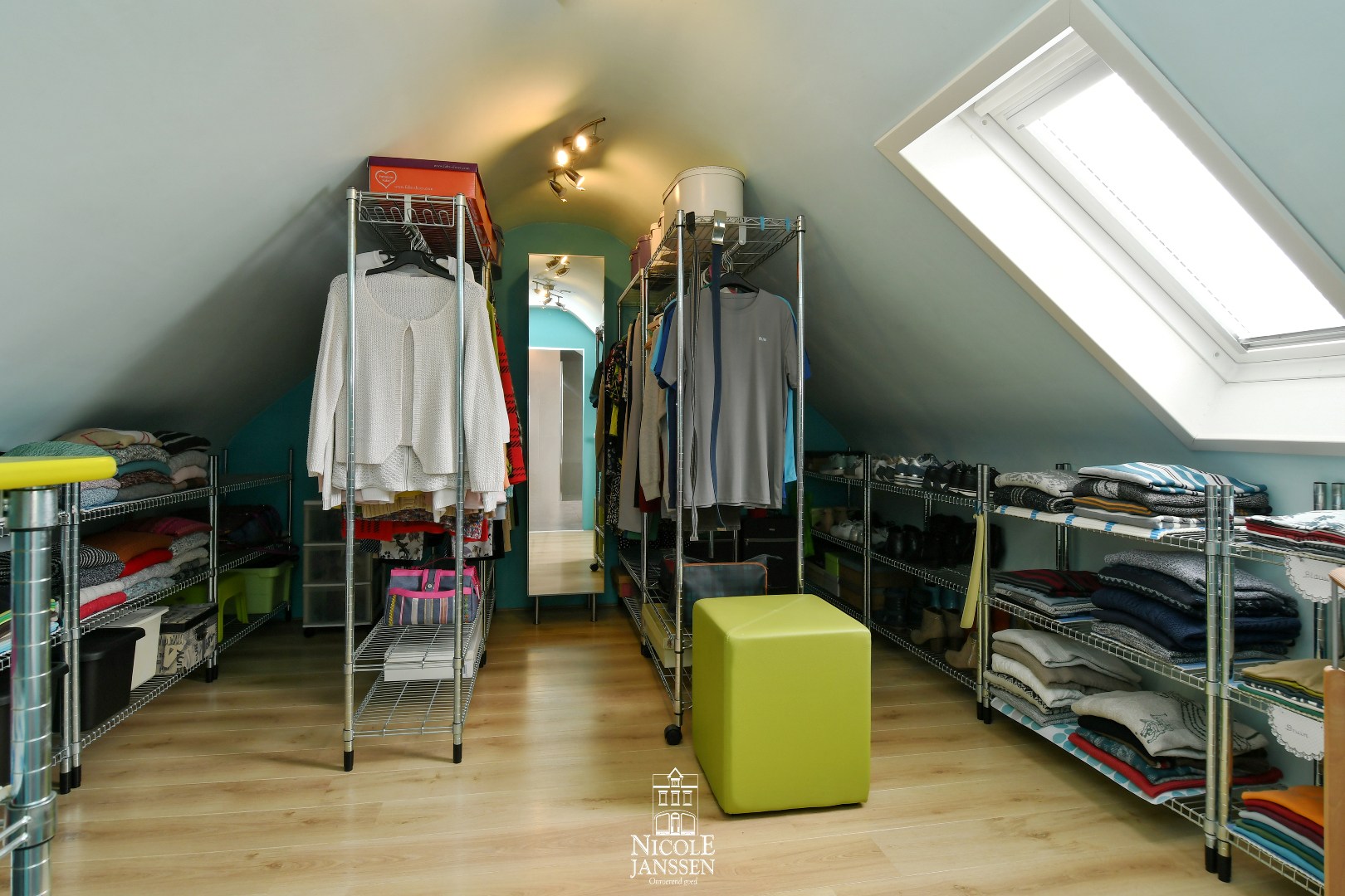 Extra ruimte aansluitend op de badkamer