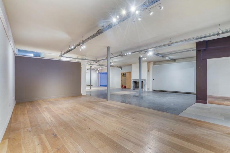 uitzonderlijk groot winkelpand in centrum Brugge 