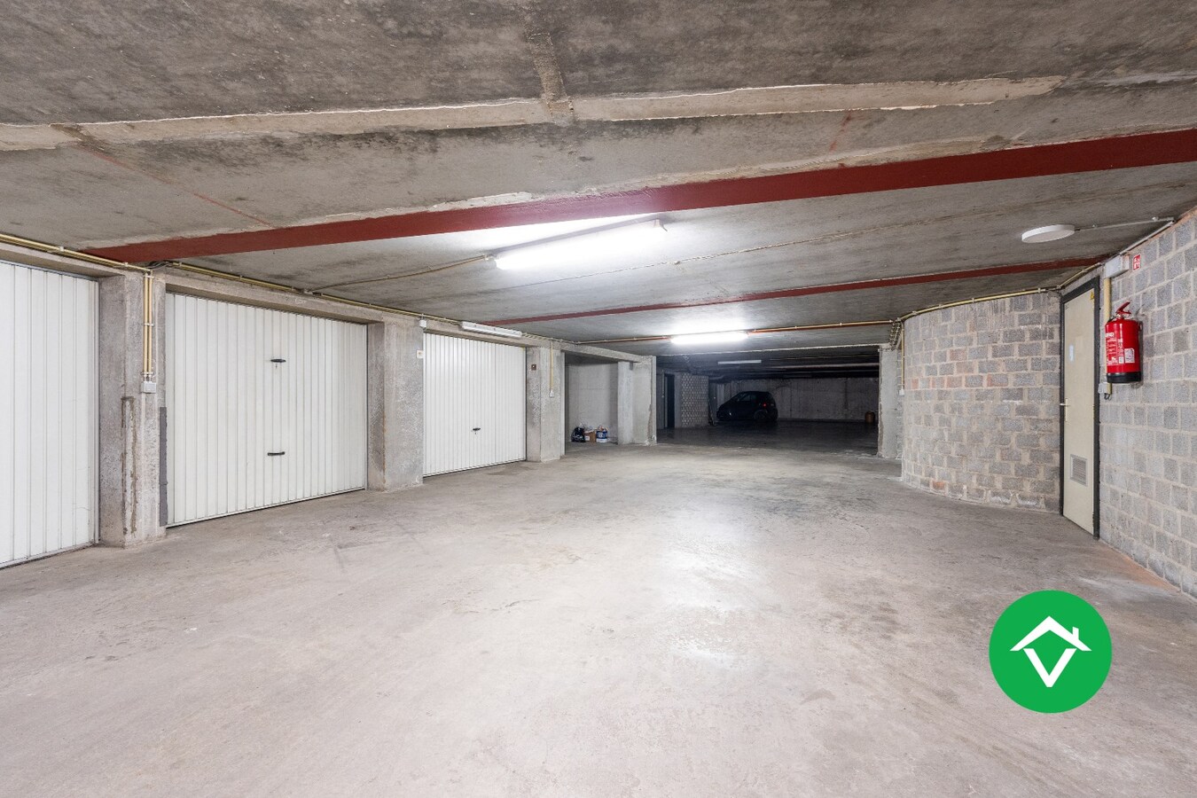 Instapklaar appartement met 3 slaapkamers en garage 