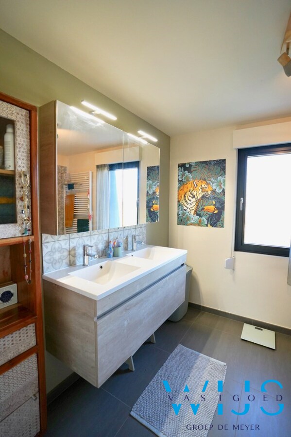 Bel-étage met 3 slaapkamers en tuin te ERTVELDE ! 