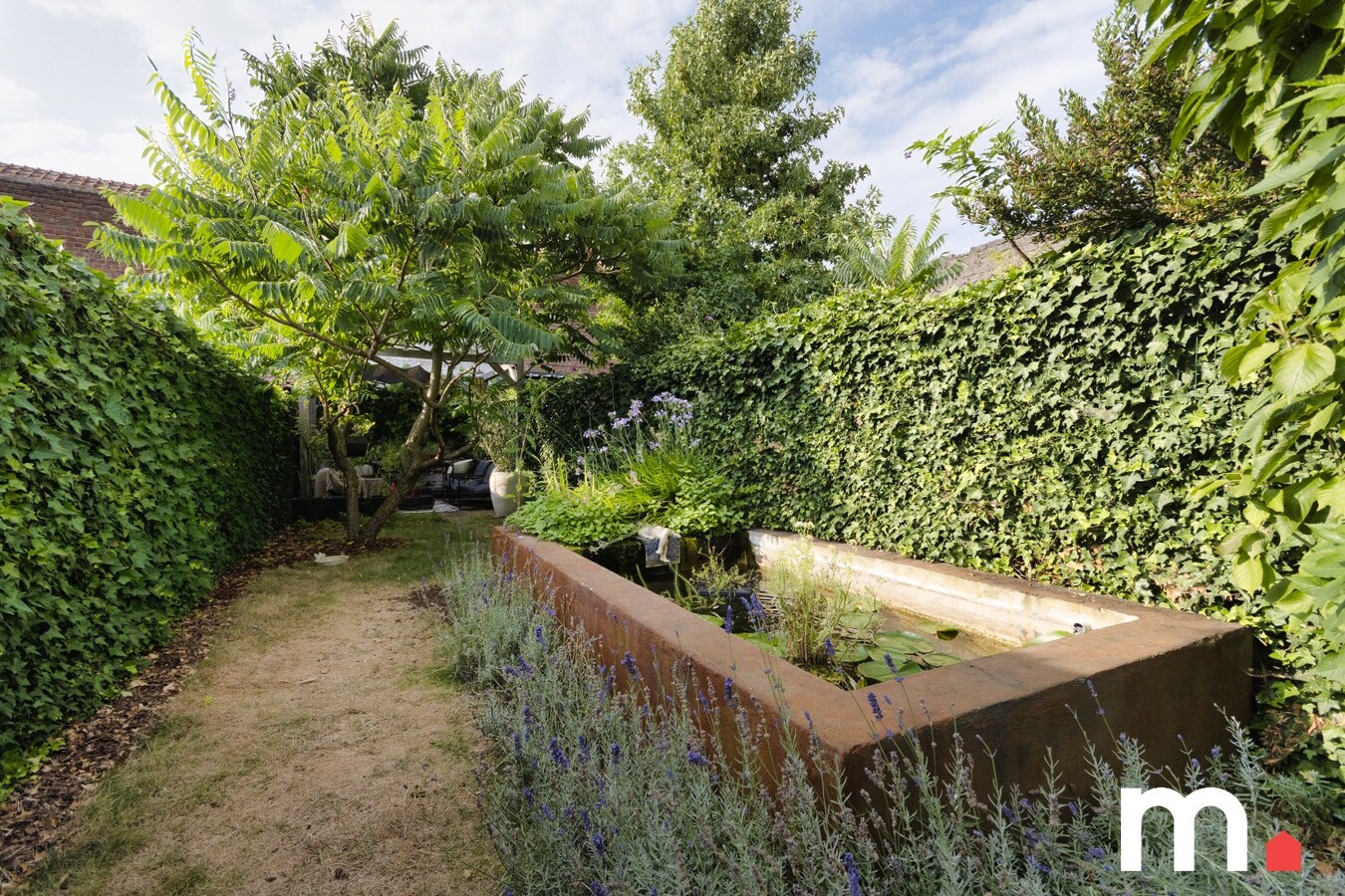 Instapklare woning met fantastische tuin te Kortrijk ! EPC 126 B 