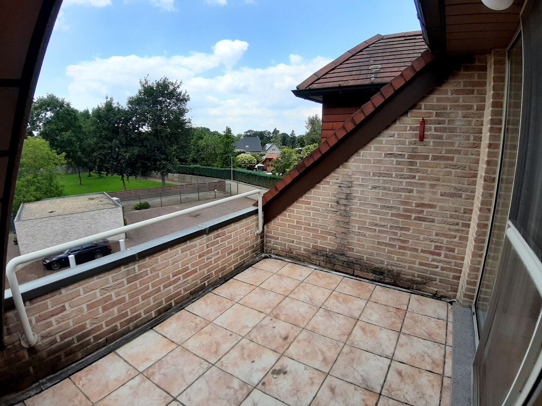 Ruim appartement op de 2de verdieping te Achel 