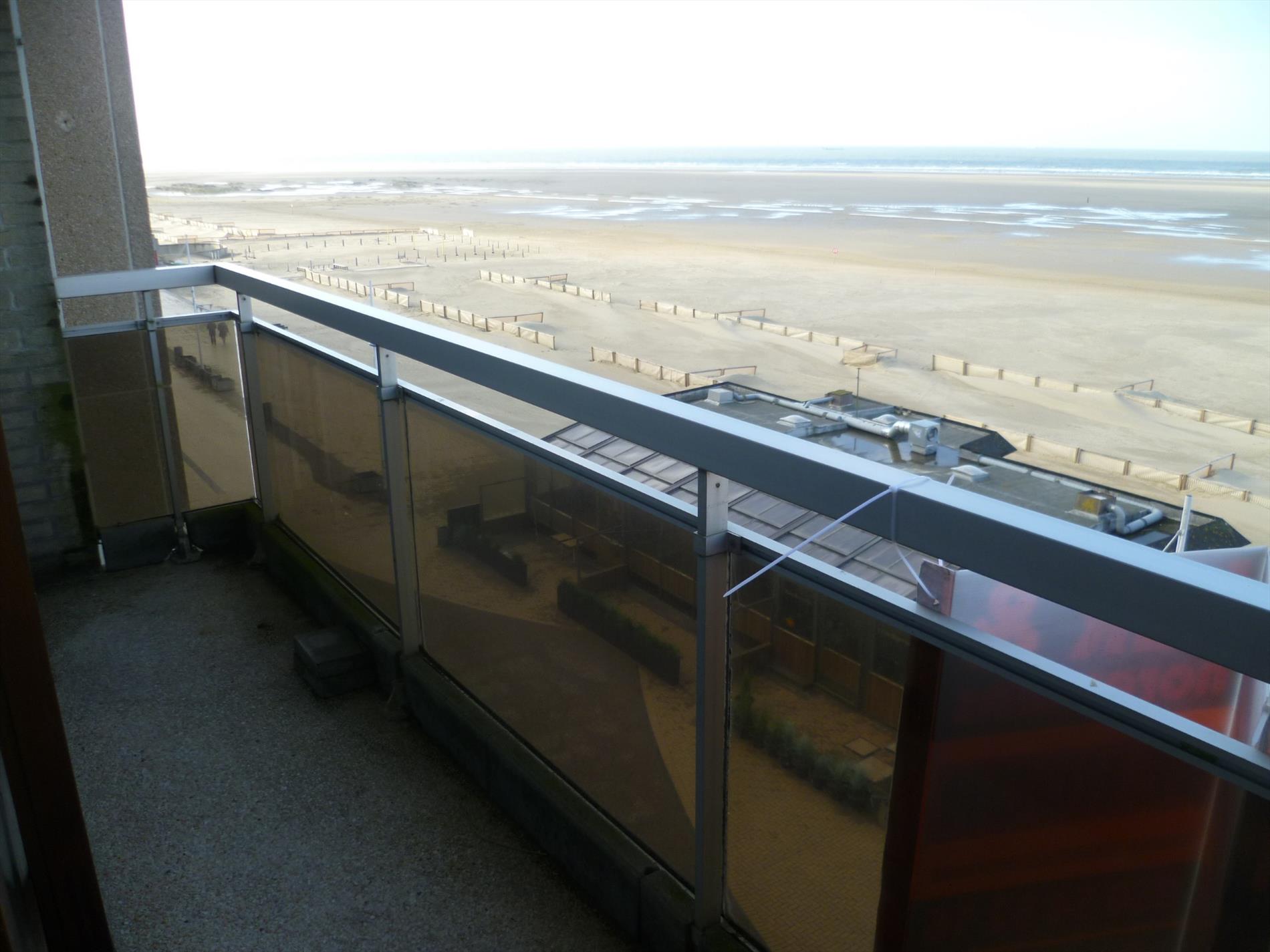 Topper! Mooi onderhouden 2 slaapkamer appartement 