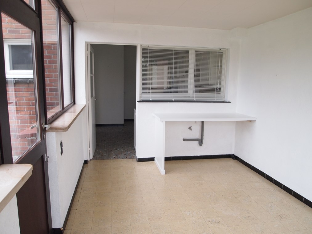 Ruime halfopen woning met tuin en garage op zeer rustige ligging! 