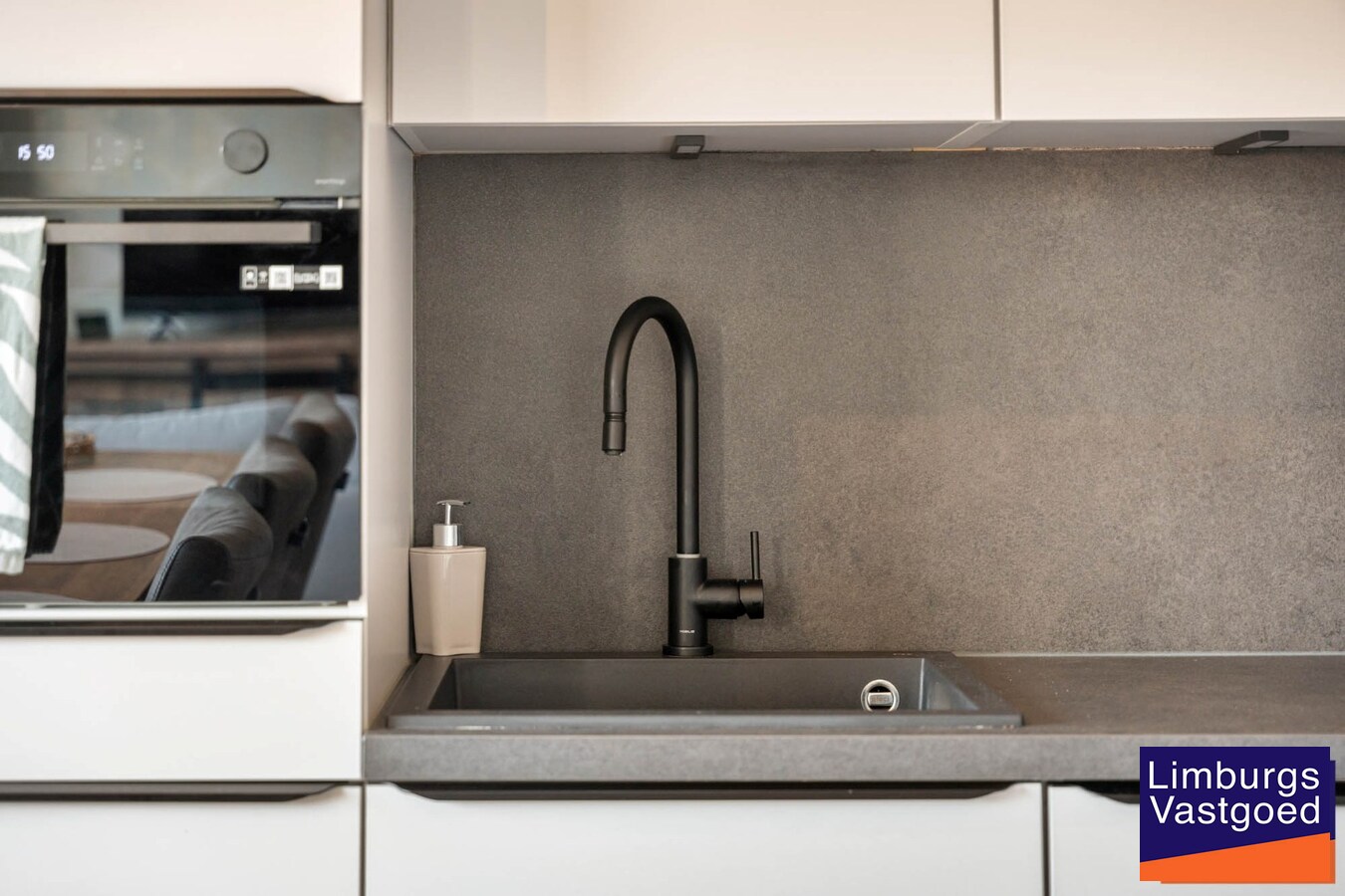 Modern appartement met groot terras in Diepenbeek, 1 slaapkamer, energielabel B, ondergrondse parking en berging inbegrepen 