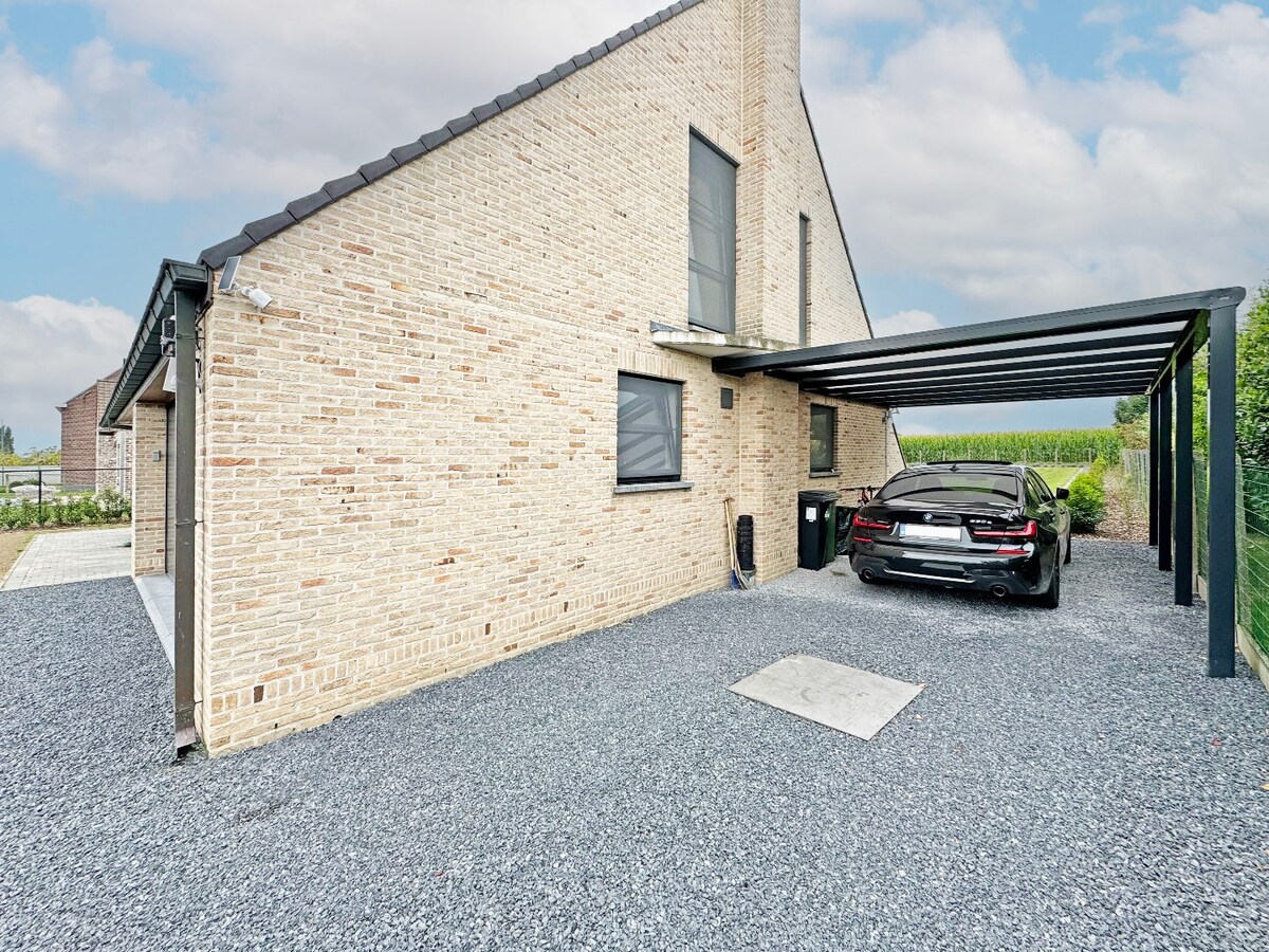Luxueuze open bebouwing op 14 are te Velzeke 