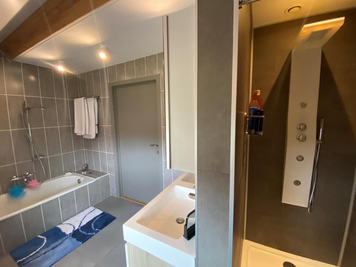 Rustig gelegen, instapklare alleenstaande woning met 3 slaapkamers 